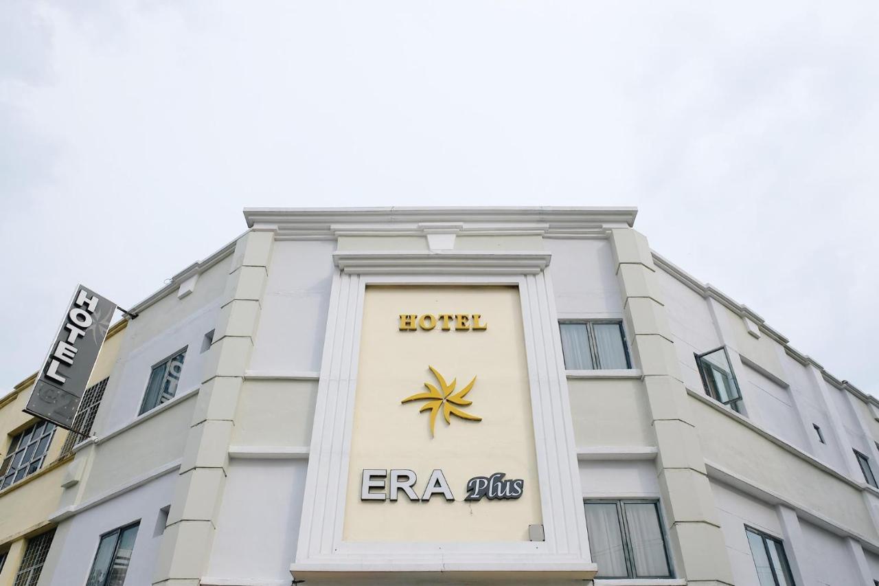 Era Plus Hotel Seri Kembangan Kültér fotó