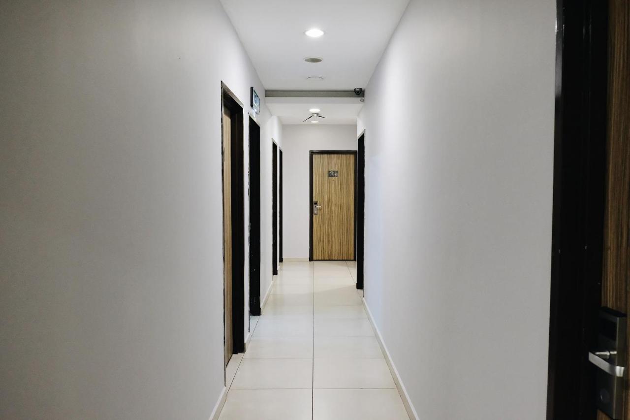 Era Plus Hotel Seri Kembangan Kültér fotó