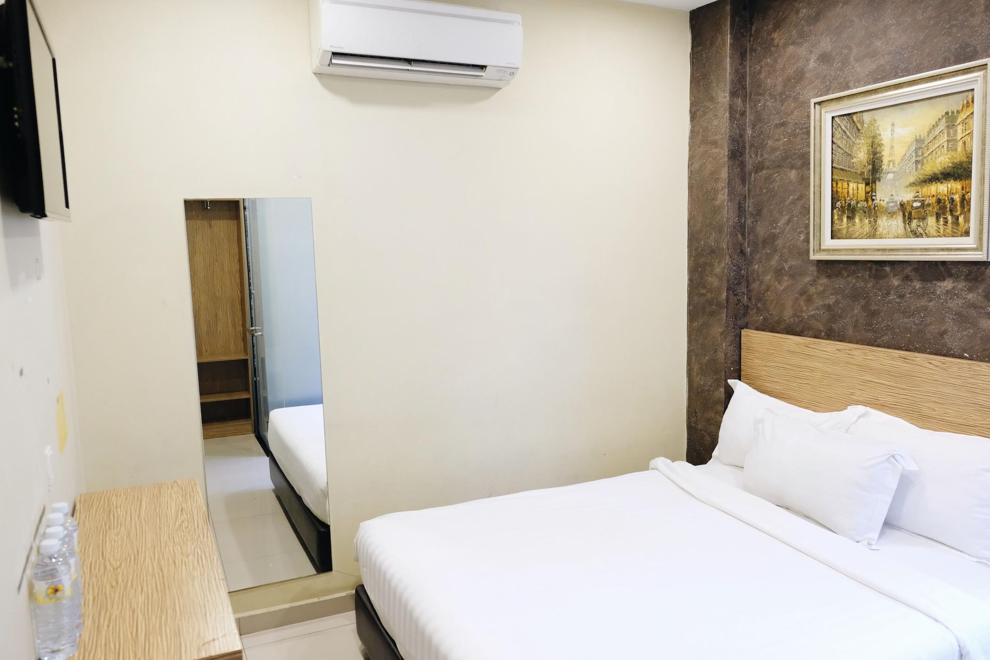 Era Plus Hotel Seri Kembangan Kültér fotó