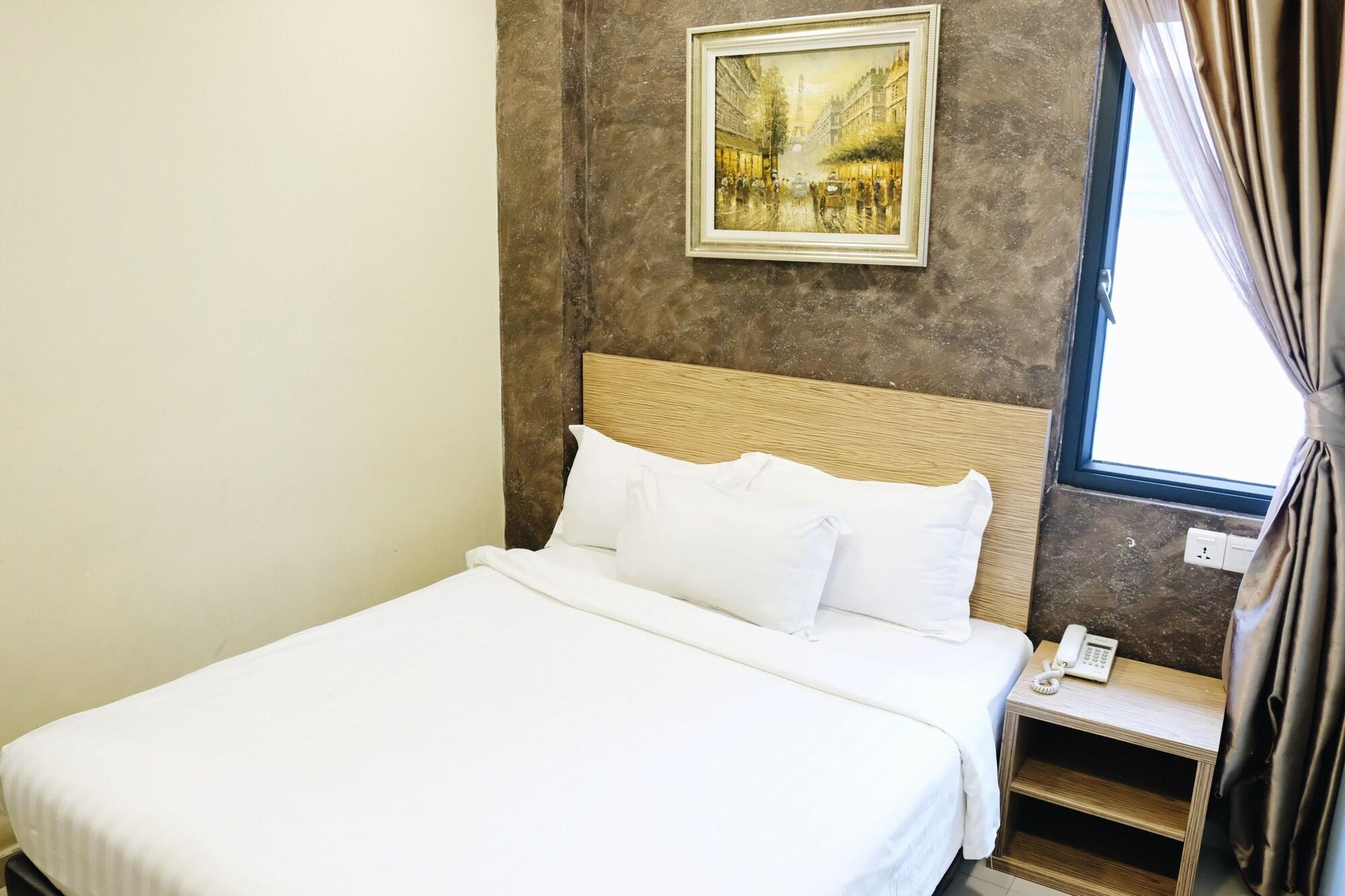 Era Plus Hotel Seri Kembangan Kültér fotó