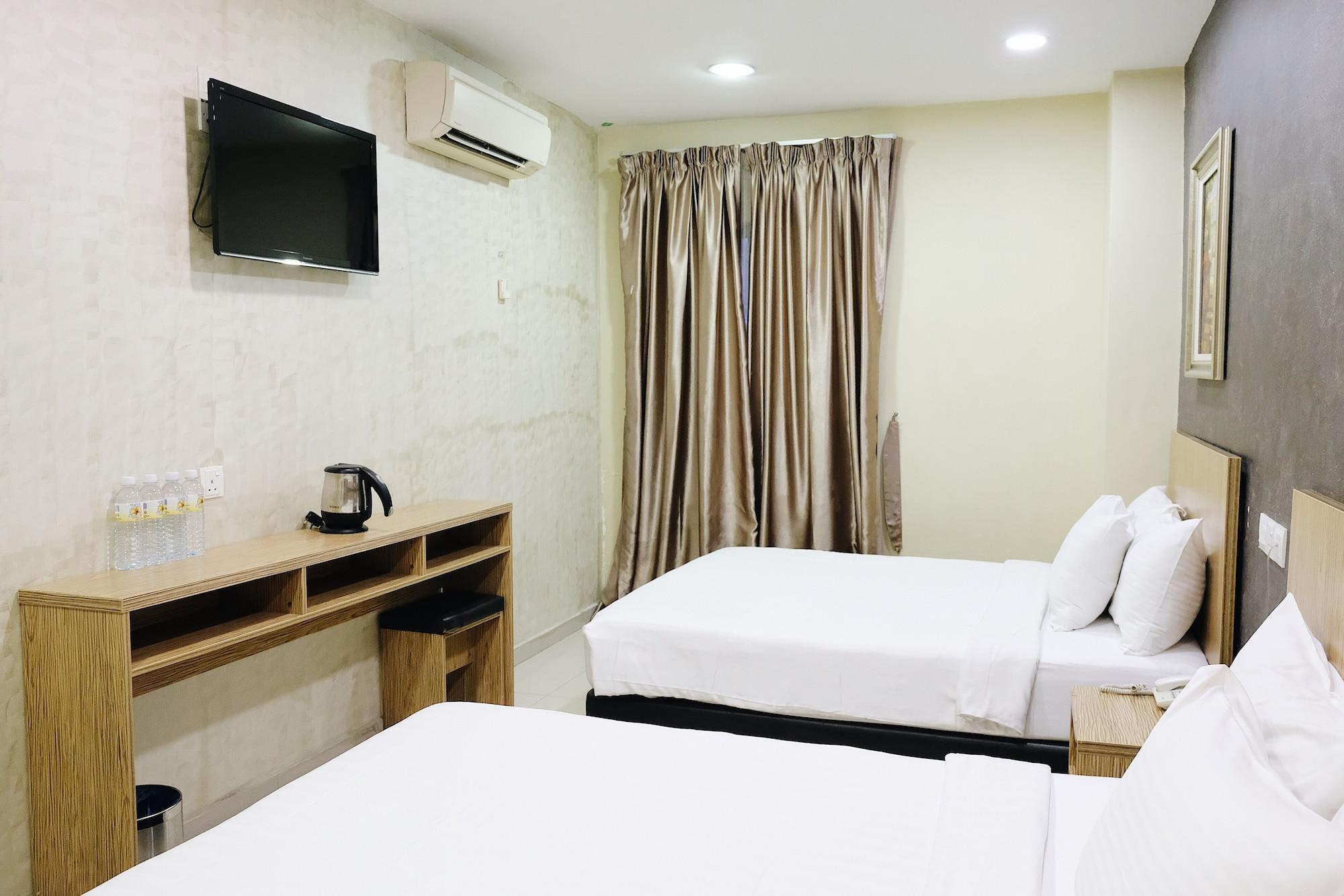 Era Plus Hotel Seri Kembangan Kültér fotó