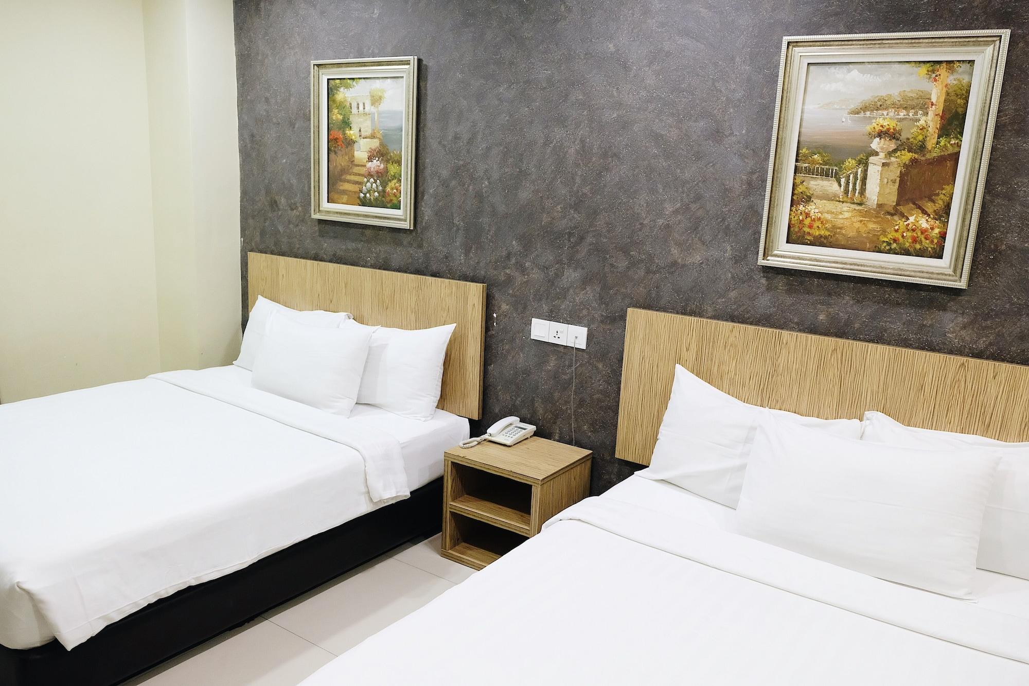 Era Plus Hotel Seri Kembangan Kültér fotó