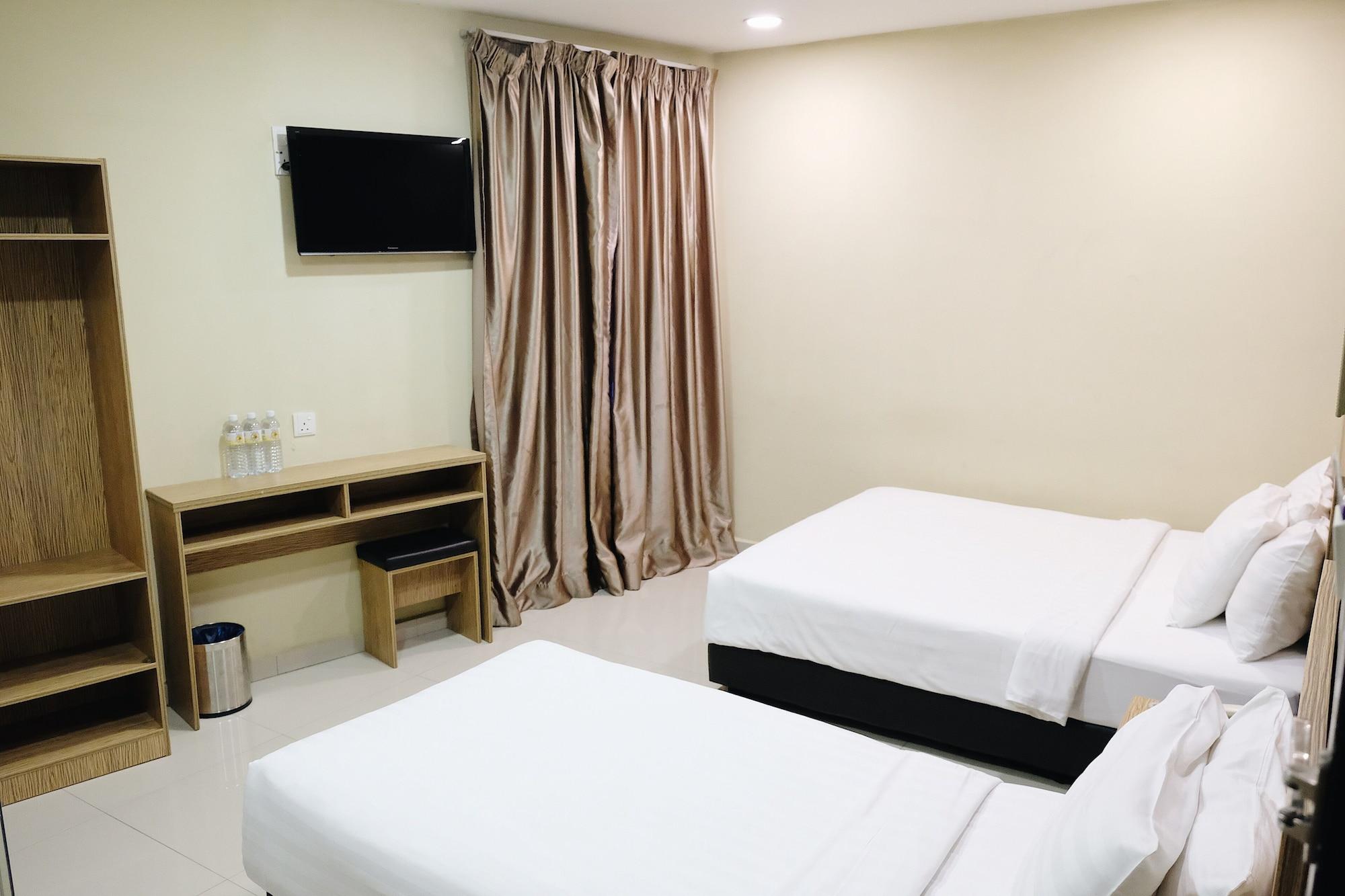 Era Plus Hotel Seri Kembangan Kültér fotó