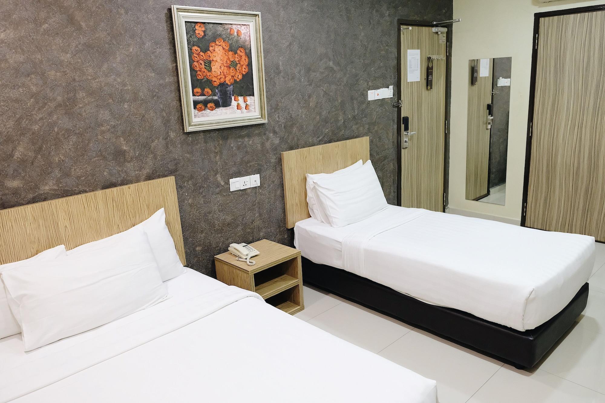 Era Plus Hotel Seri Kembangan Kültér fotó
