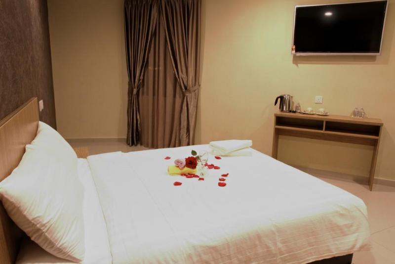 Era Plus Hotel Seri Kembangan Kültér fotó